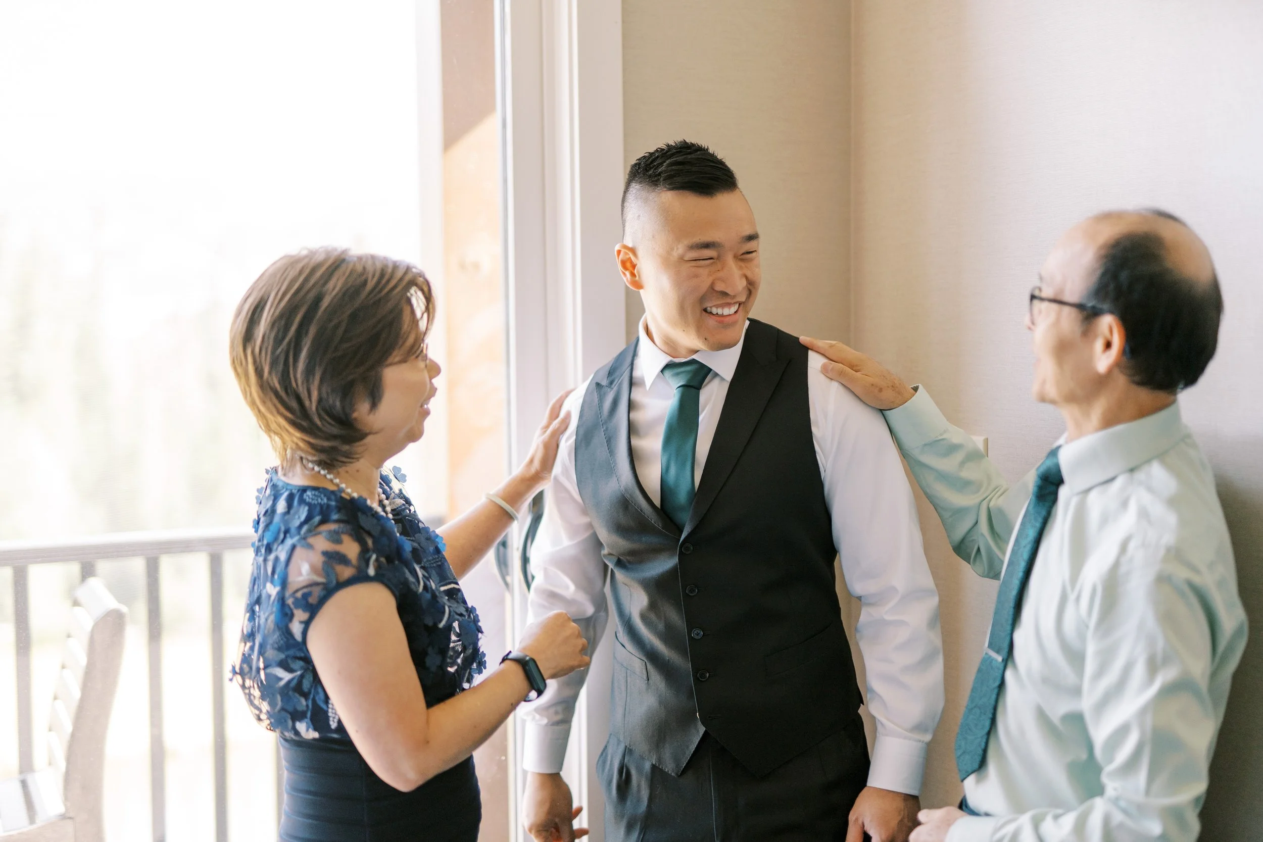Malcolm Hotel Wedding Photographer | Allan & Elaine in Canmore