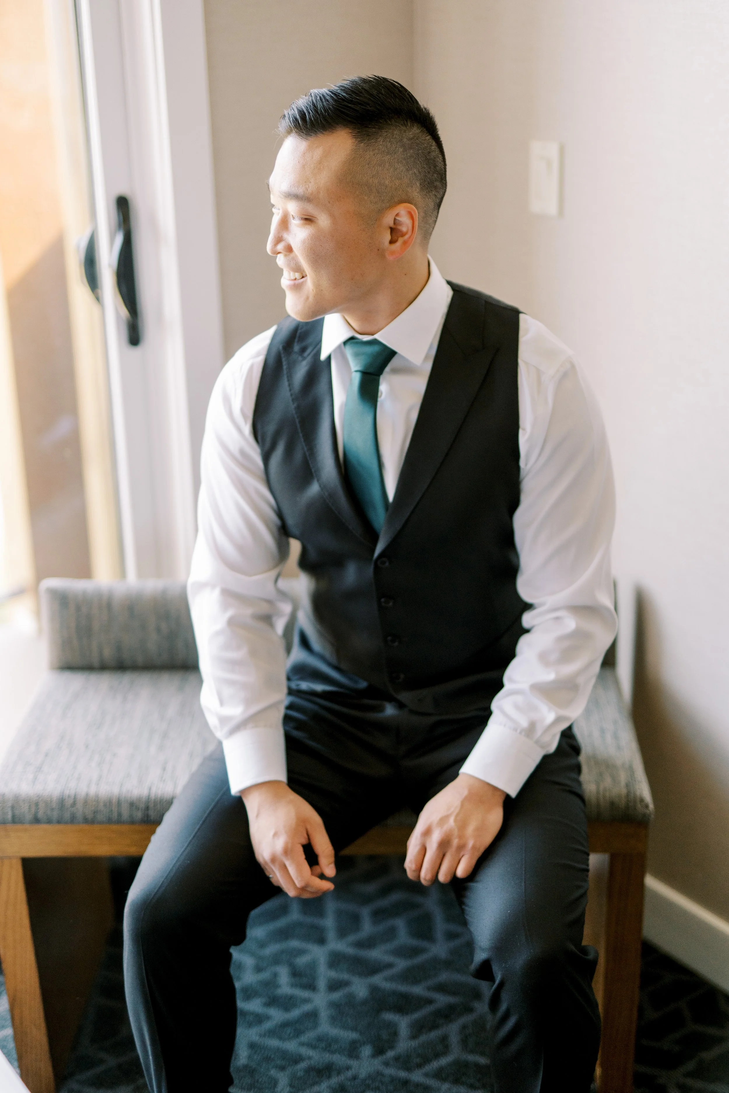 Malcolm Hotel Wedding Photographer | Allan & Elaine in Canmore