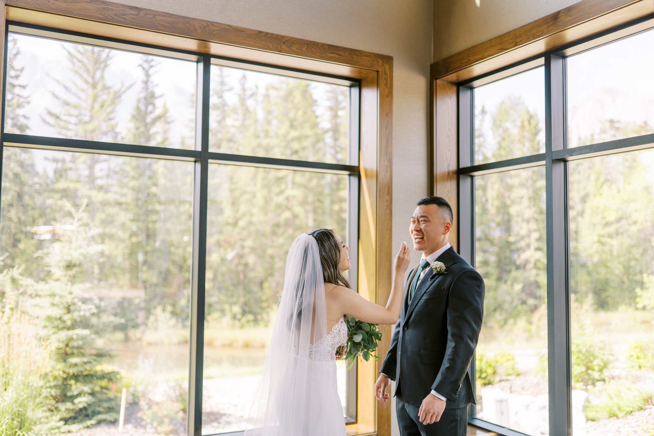 Malcolm Hotel Wedding Photographer | Allan & Elaine in Canmore