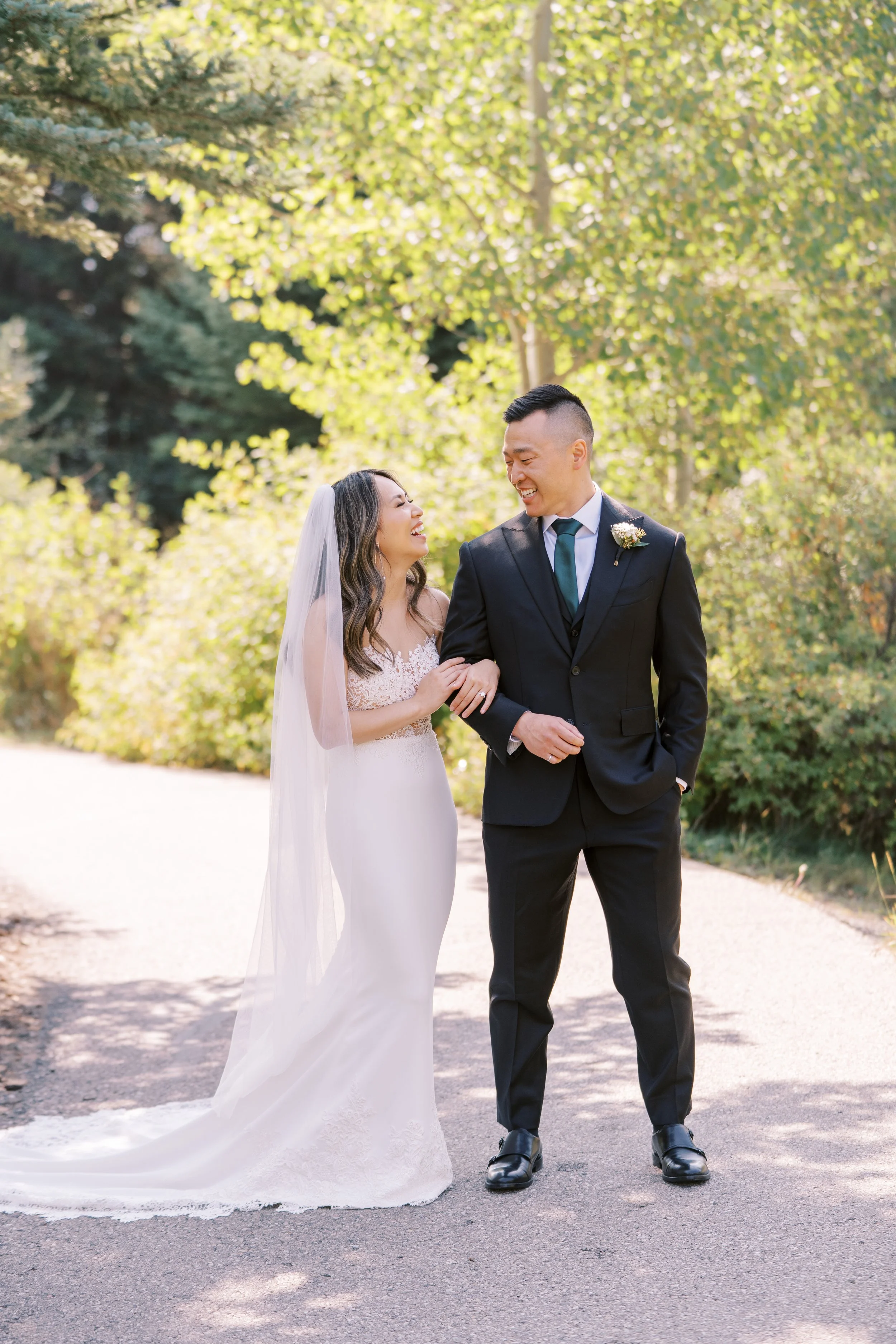 Malcolm Hotel Wedding Photographer | Allan & Elaine in Canmore