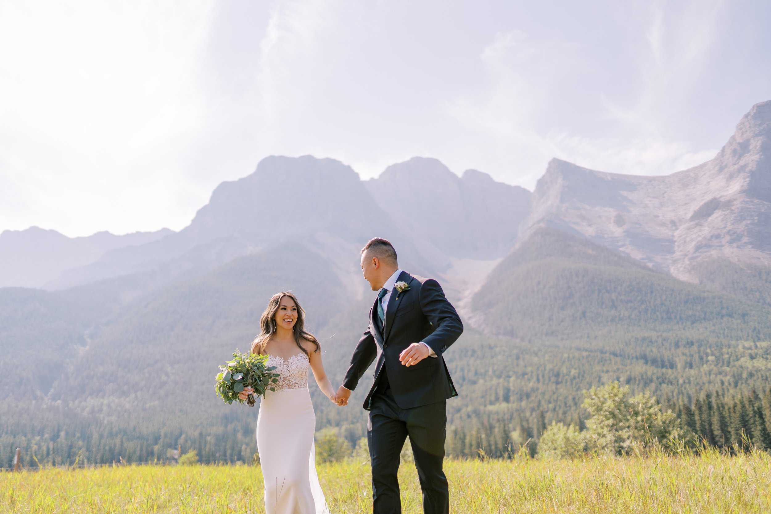 Malcolm Hotel Wedding Photographer | Allan & Elaine in Canmore