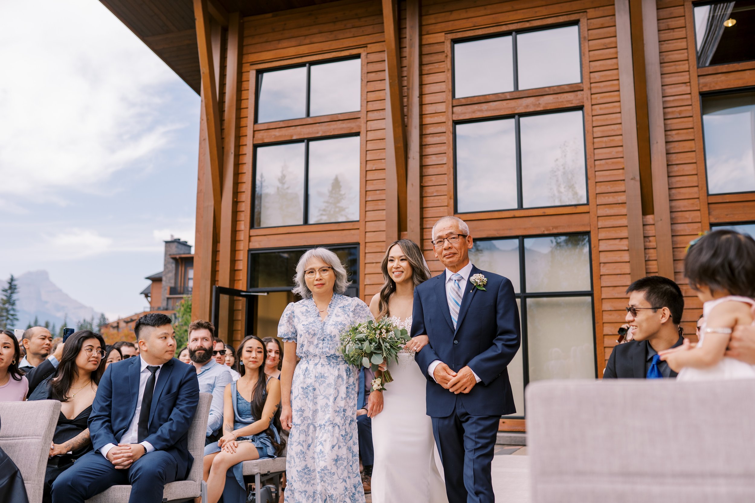 Malcolm Hotel Wedding Photographer | Allan & Elaine in Canmore